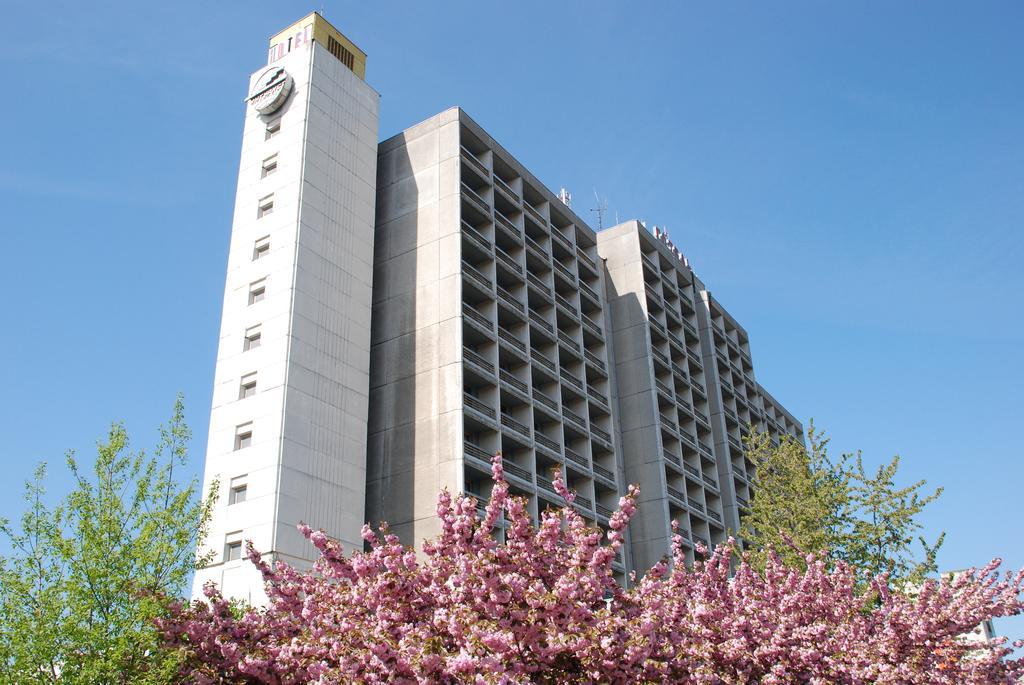 Intourist-Zakarpattia Hotel Ужгород Екстериор снимка